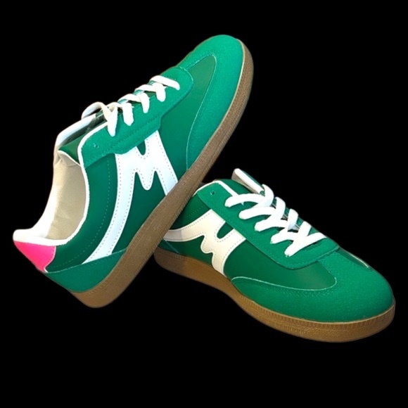 Temu Shoes - NWOT-Green Low-Top Sneakers with White Wave & Pink Accents